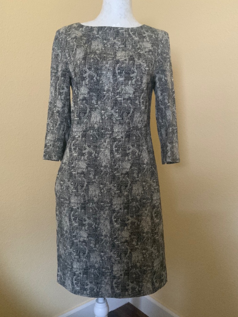 MM Lafleur Etsuko Shift Dress with Black/Cream Crackle Pattern